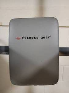 lot 22 image: Fitness Gear Power Tower FG800