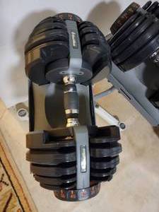 lot 25 image: Nautilus Locking Dumbbell System