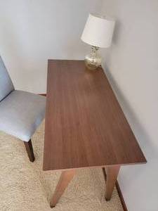 lot 73 image: Student Deck and Chair Set