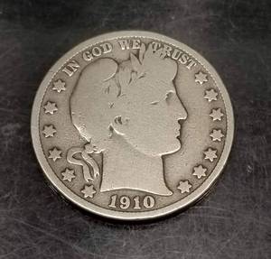 2 US BARBER HALF DOLLARS 1910-S 1911