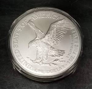 2022 AMERICAN SILVER EAGLE 1 TROY OZ .999 FINE SILVER IN AIRTITE