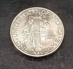 1937 MERCURY DIME UNC
