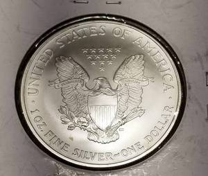 2006 AMERICAN SILVER EAGLE 1 TROY OZ .999 FINE SILVER DOLLAR