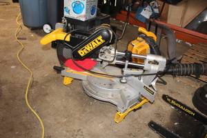 lot 15 image: DeWalt DW708 12 Sliding Compound Miter Saw