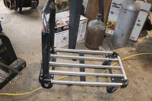 lot 69 image: Portable Cart