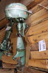 lot 105 image: Vintage Johnson Sea Horse 5hp Outboard Boat Motor