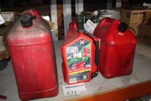 lot 121 image: Lot of (3) Plastic Gas Cans