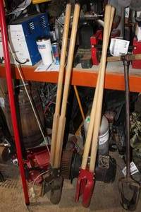 lot 177 image: Post Hole Digger