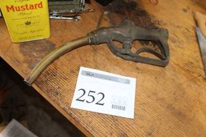 lot 252 image: Vintage Gas Pump Handle