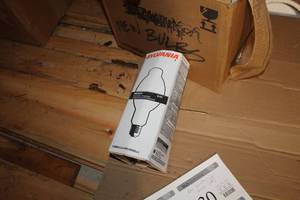 lot 329 image: Lot of (6) Sylvania BT37 Light Bulbs