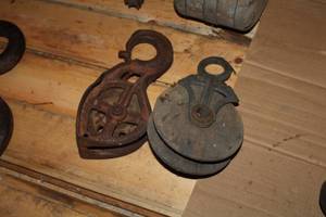 lot 361 image: Lot of (2) Block with Hook 1-Pulley