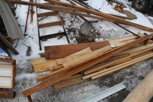 lot 130 image: Lot of  Scrap Wood