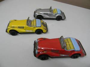 lot 5 image: VINTAGE 1950s JAPAN TIN TOYS FRICTION LITHO MG #4520 - 3 CONERTIBLES SILVER, RED, YELLOW - NICE SET - APPROX 5 - GREAT PIECES - SEE PICTURES