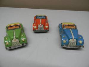 lot 6 image: VINTAGE 1950s JAPAN TIN TOYS FRICTION LITHO MG - 3 CONERTIBLES RED, GREEN, BLUE - NICE SET - APPROX 4 - GREAT PIECES - SEE PICTURES