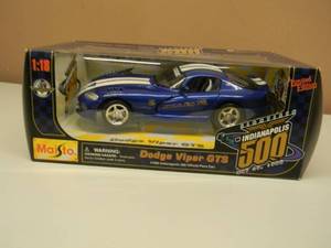 lot 14 image: MAISTO LIMITED EDITION 118 SCALE DIECAST 1996 DODGE VIPER GTS INDY 500 PACE CAR - NEW IN BOX - AWESOME PIECE - SEE PICTURES
