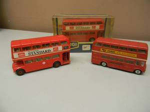 lot 48 image: VERY COOL - SET OF 3 CORGI DOUBLE DECKER BUSES - CORGI TOYS LONDON TRANSPORT ROUTEMASTER DOUBLE DECKER BUS - CORGI LONDON BUS 9760 IN BOX - CORGI THE LONDON STANDARD DOUBLE DECKER BUS - SEE PICTURES
