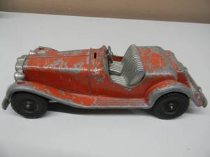 lot 51 image: VINTAGE 1950s HUBLEY KIDDIE TOY #485 MG ROADSTER CAR APPROX 9 - ORIGINAL, VERY COOL - SEE PICTURES