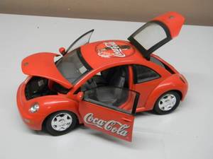 lot 62 image: MATCHBOX 118 SCALE DIECAST 1999 VOLKSWAGON BEETLE CocaCola - NICE - COOL PIECE - SEE PICTURES