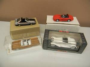 lot 63 image: RIO, SOLIDO & MORE 143 SCALE DIECAST - 1961 FORD THUNDERBIRD - 1931 CADILLAC V-12 - 1979 FORD MUSTANG - 1991 DODGE VIPER OFFICIAL PACE CARS - VERY COOL PIECES - SEE PICTURES