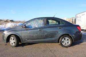 lot 17 image: 2013 Chevrolet Sonic 2LT