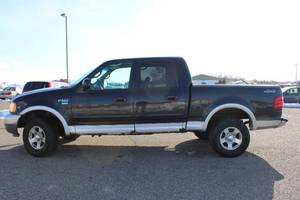 lot 22 image: 2001 Ford F150 - 2 OWNERS - 4X4 - JUST ADDED