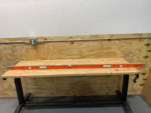 lot 70 image: JOHNSON 78 Magnetic Level