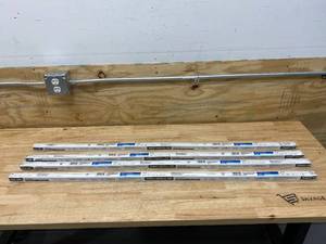 lot 79 image: WESTINGHOUSE Lot of 4- 15W T8 LED Lights (48)