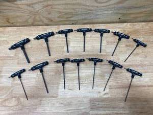 lot 101 image: HUSKY 14-Piece T-Handle Hex Key Set