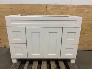 lot 53 image: White Bathroom Vanity