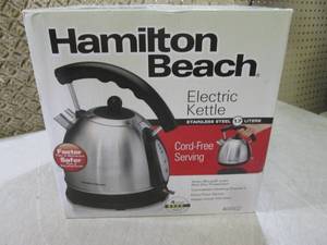 (BS) Hamilton Beach Electric Kettle...