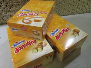 (B-4) 3 Boxes Hostess 2 Limited Edi...