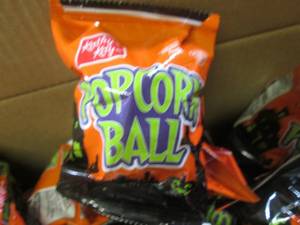 (D-1) Case of 40 Popcorn Balls Best...