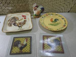 (F-0) Rooster Decor 2 Plates Napkin...
