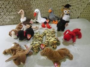 (F-0) Assorted TY Beanie Babies...