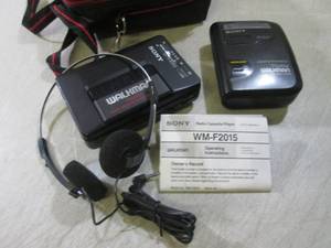 (EC1) Sony Walkman FMAM Cassette a...