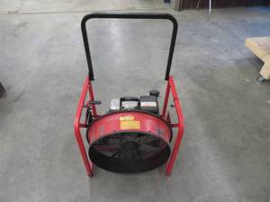lot 12 image: GAS SUPER VAC MOBILE FAN