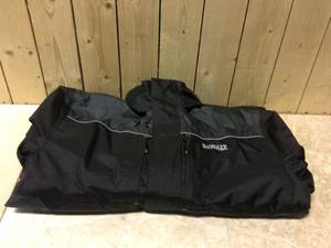 DEWALT Brookeville Mens Size Large Black Polyester Waterproof Hooded Jacket Customer Returns See Pictures