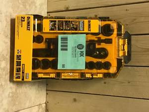 DEWALT 12 in. Drive Metric Socket Set with Ratchet (23-Piece) Customer Returns See Pictures