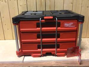 Milwaukee PACKOUT 22 in. Modular 3-Drawer Tool Box with Metal Reinforced Corners Customer Returns See Pictures