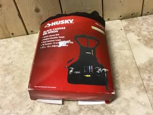 Husky 23 in. 16-Pocket Black Canvas Bib Tool Apron Customer Returns See Pictures