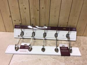 Home Decorators Collection 27 in. White Rail with 5 Satin Nickel Hooks  ONE PIECE HAVE A SMALL DAMAGECustomer Returns See PicturesCustomer Returns See Pictures
