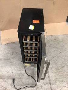 18-Bottle Built-In Wine Refrigerator in Stainless Steel