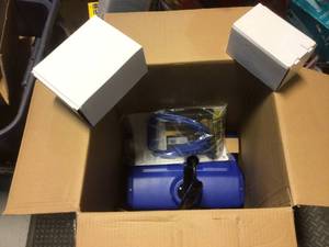 lot 78 image: Snow Joe Snow Thrower Customer Returns See Pictures