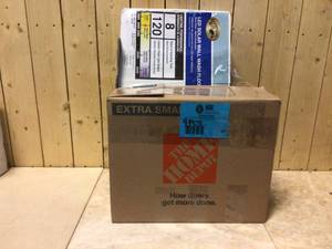 Lot of assorted Outdoor Lights  Customer Returns See Pictures