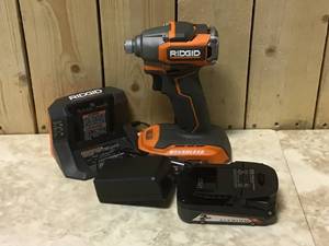 RIDGID 18V SubCompact Brushless Cordless Impact Driver Kit with (1) 2.0 Ah Battery, Charger, and Bag Customer Returns See Pictures