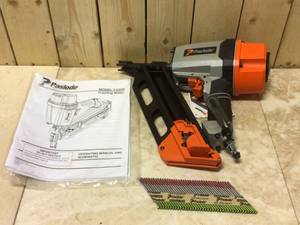Paslode Pneumatic 3-14 in. 30° Compact Framing Nailer Customer Returns See Pictures