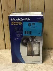 HEATH ZENITH Bronze Motion-Sensing Security Wall Light Customer Returns See Pictures
