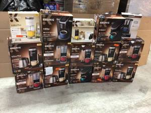 Pallet with assorted Keurig Coffee Makers Customer Returns various models and conditions  see pictures