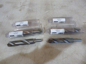 lot 13 image: 4 Heavy Duty Slow Spiral Masonry Drill Bits