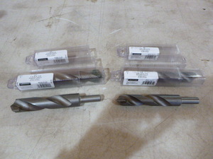 lot 16 image: 4 Heavy Duty Slow Spiral Masonry Drill Bits